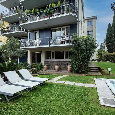 Catullo 18 Apartment, Di Garda, Jacuzzi