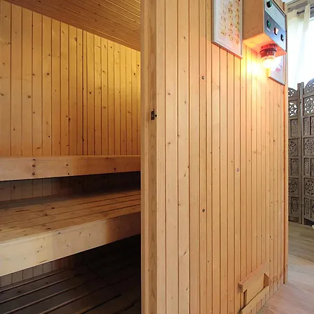 Catullo 18 Apartment, Di Garda, Jacuzzi Apartment