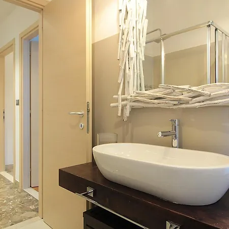 Catullo 18 Apartment, Garda Lake, Jacuzzi, Fitness, Ac