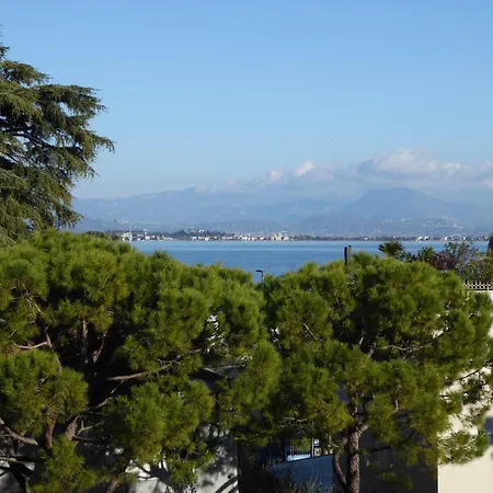 Catullo 18 Apartment, Garda Lake, Jacuzzi, Fitness, Ac Appartement *